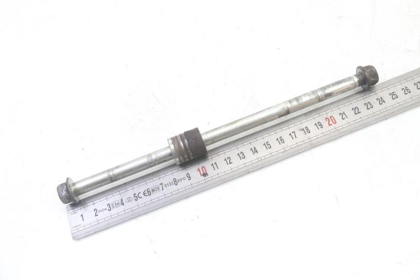 photo de FRONT WHEEL AXLE MBK BOOSTER SPIRIT NAKED 50 (2004 - 2017)