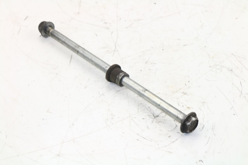 photo de FRONT WHEEL AXLE MBK SKYLINER 125 (2007 - 2013)