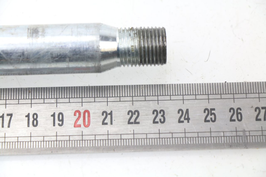 photo de FRONT WHEEL AXLE ASIAWING NC ENDURO 250 (2015 - 2021)