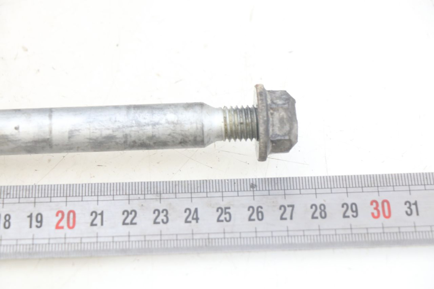 photo de FRONT WHEEL AXLE PIAGGIO NEW TYPHOON 50 (2010 - 2017)