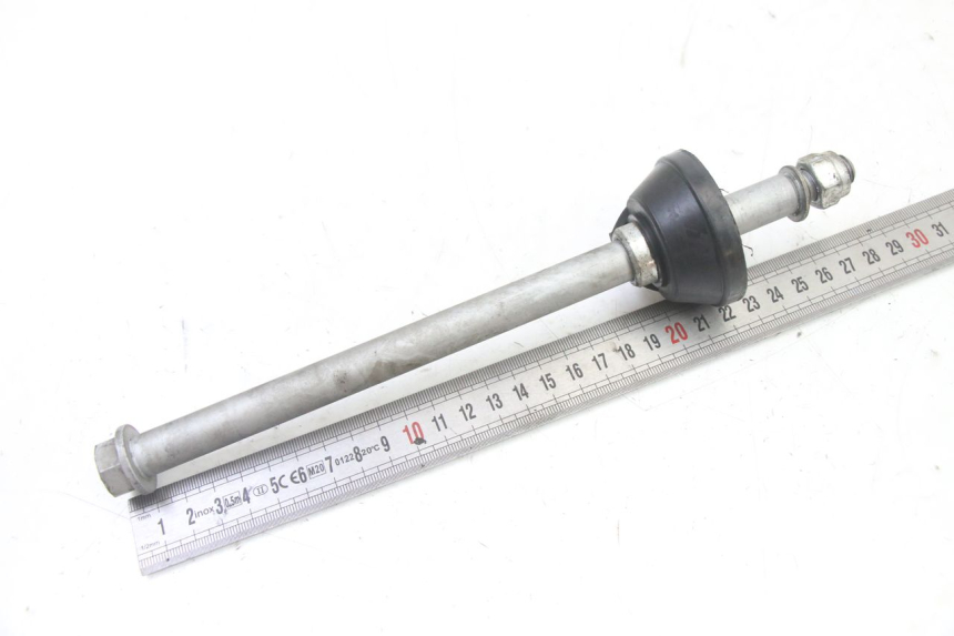 photo de FRONT WHEEL AXLE PIAGGIO NEW TYPHOON 50 (2018 - 2021)