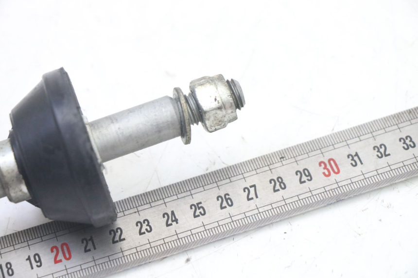 photo de FRONT WHEEL AXLE PIAGGIO NEW TYPHOON 50 (2018 - 2021)