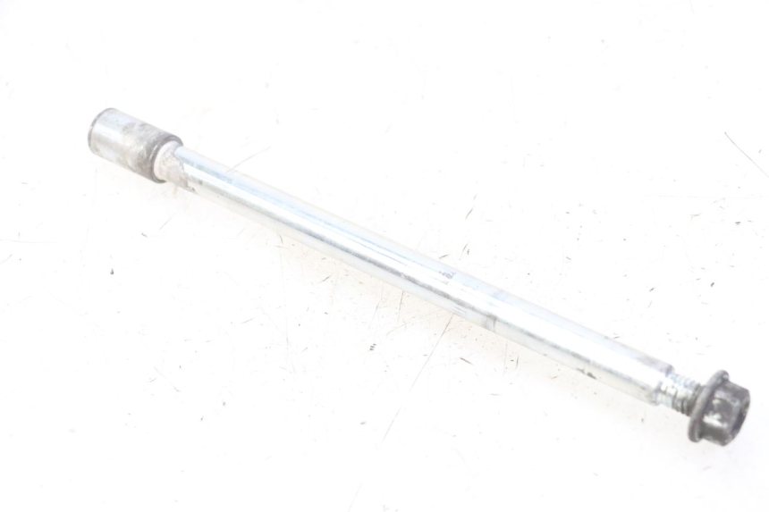 photo de FRONT WHEEL AXLE GILERA NEXUS 125 (2009 - 2013)