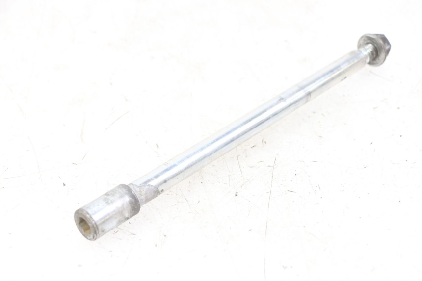 photo de FRONT WHEEL AXLE GILERA NEXUS 125 (2009 - 2013)