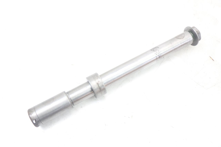 photo de FRONT WHEEL AXLE HONDA NTV DEAUVILLE 650 (1998 - 2001)