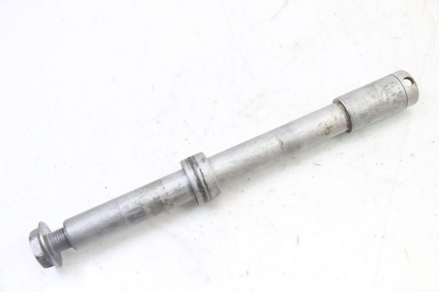 photo de FRONT WHEEL AXLE HONDA NTV DEAUVILLE 650 (2001 - 2006)