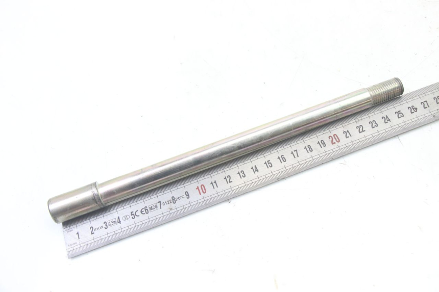 photo de FRONT WHEEL AXLE PEUGEOT CITYSTAR 2T 50 (2018 - 2021)