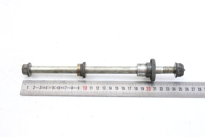 photo de FRONT WHEEL AXLE PEUGEOT SV 125 (1991 - 1994)