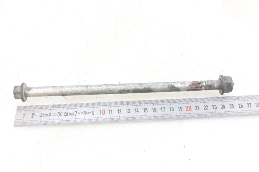 photo de FRONT WHEEL AXLE PEUGEOT SV 125 (1991 - 1994)