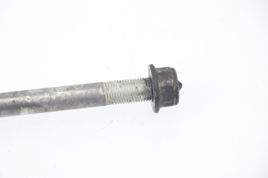 photo de FRONT WHEEL AXLE PEUGEOT SV 80 (1993 - 1997)