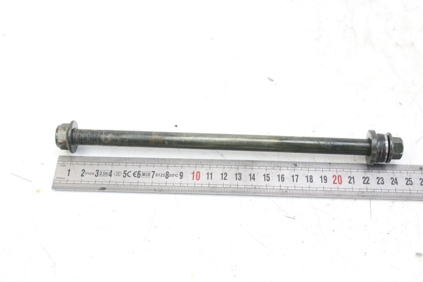 photo de FRONT WHEEL AXLE PEUGEOT TWEET 4T 50 (2010 - 2014)