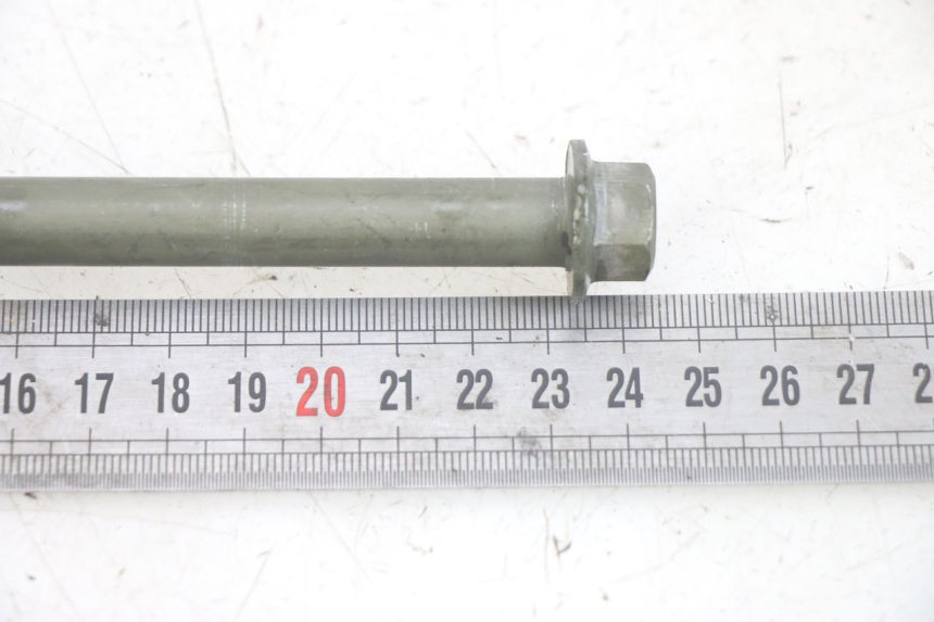 photo de FRONT WHEEL AXLE PEUGEOT TWEET 4T 50 (2014 - 2019)
