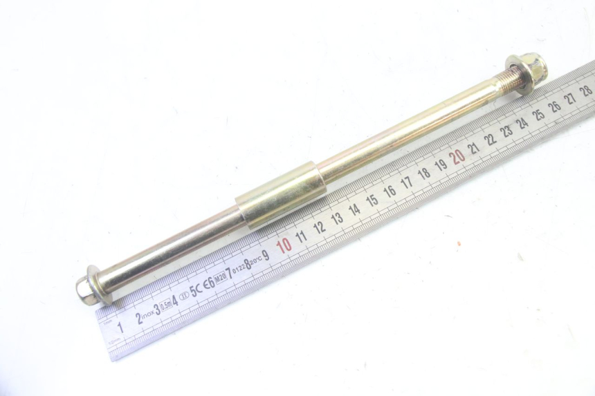 photo de FRONT WHEEL AXLE EFUN PUSA 1 - Zoom on usage condition