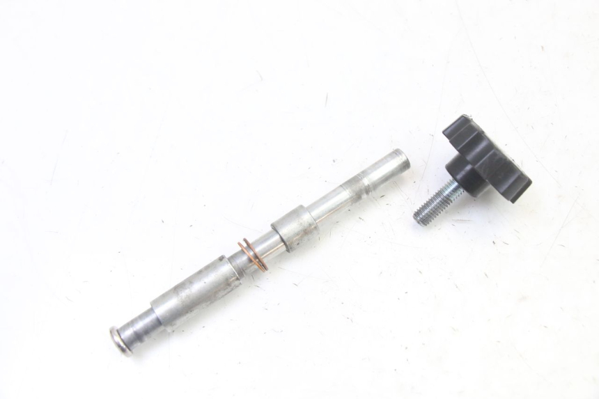 photo de FRONT WHEEL AXLE HERO S10 1
