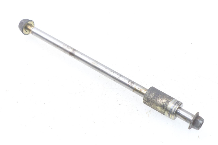 photo de FRONT WHEEL AXLE DAELIM S2 FI 125 (2008 - 2017)
