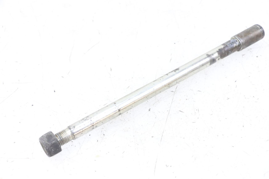 photo de FRONT WHEEL AXLE PEUGEOT SATELIS 125 (2013 - 2018)