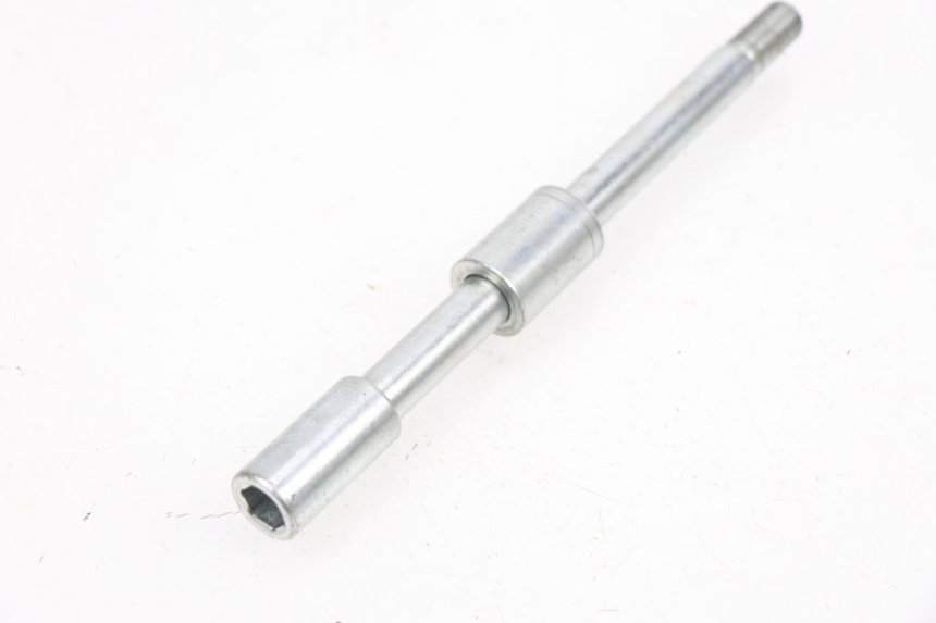 photo de FRONT WHEEL AXLE MASAI SCRAMBLER 125 (2018 - 2020)