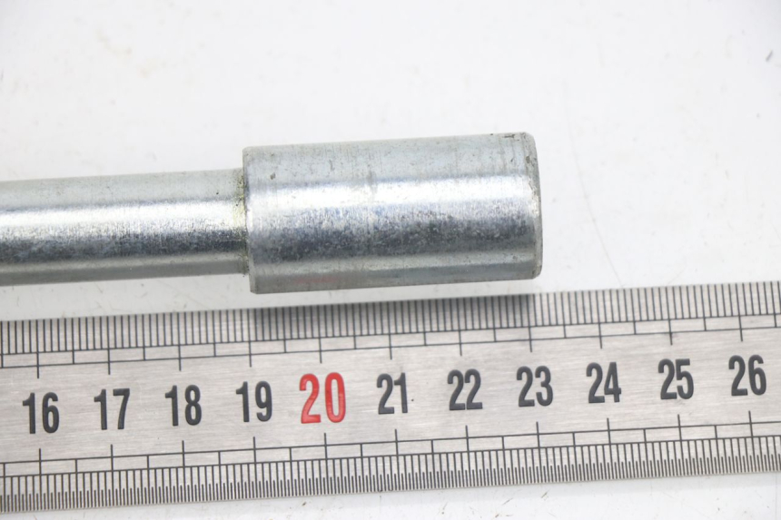 photo de FRONT WHEEL AXLE MASAI SCRAMBLER 125 (2018 - 2020)