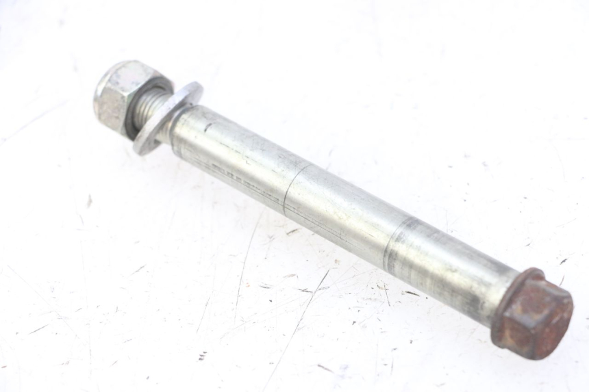 photo de FRONT WHEEL AXLE PEUGEOT SPEEDFIGHT 2 LC 50 (2000 - 2009)