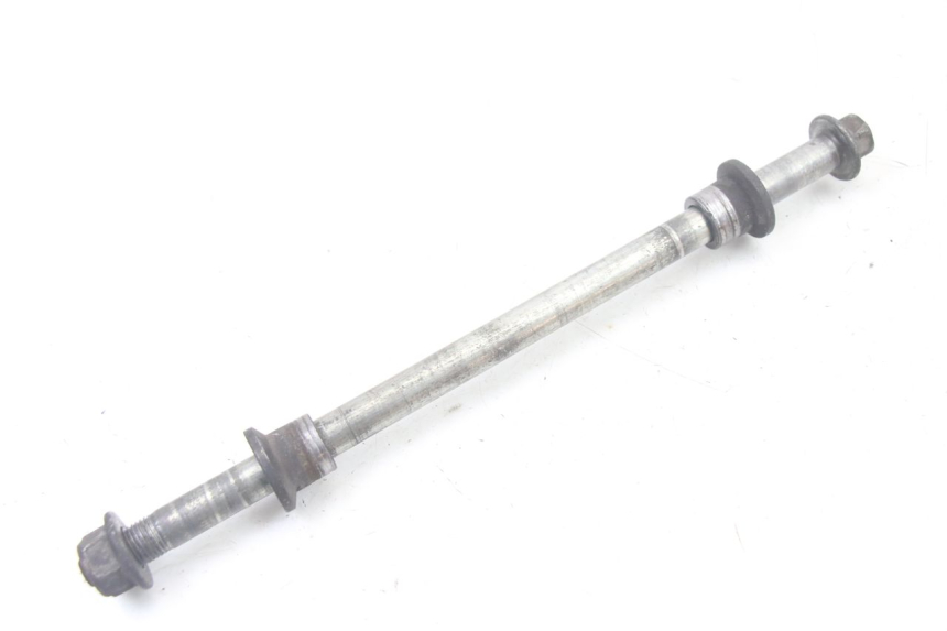 photo de FRONT WHEEL AXLE SUZUKI BURGMAN 125 (2015 - 2017)