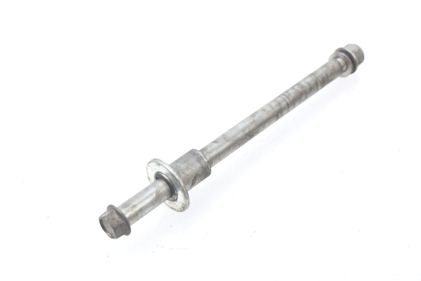 photo de FRONT WHEEL AXLE SUZUKI GSXF GSX F 600 (1988 - 1997)