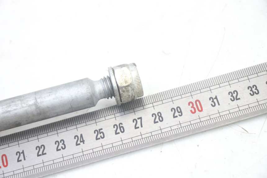 photo de FRONT WHEEL AXLE APRILIA SXR 50 (2021 - 2023)