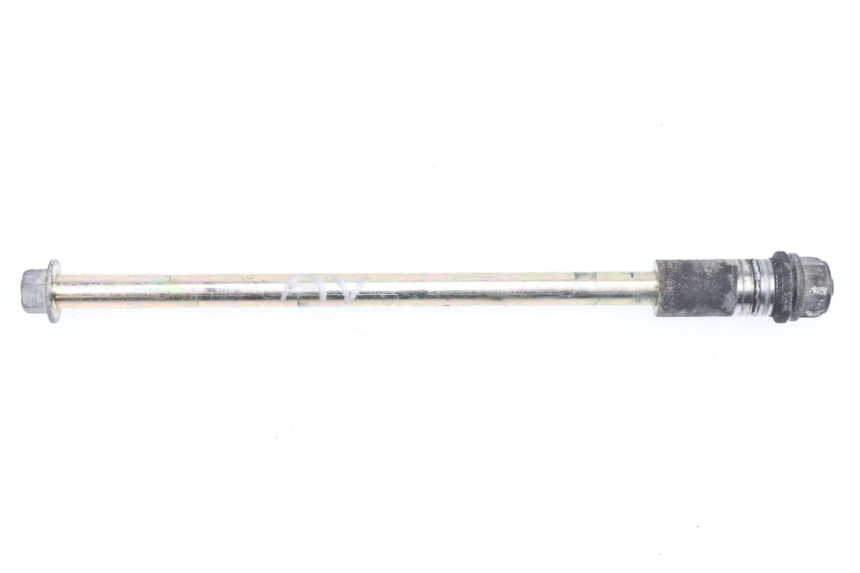 photo de FRONT WHEEL AXLE SYM GTS 250 (2005 - 2008)