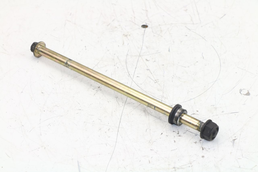 photo de FRONT WHEEL AXLE SYM GTS EVO 125 (2009 - 2013)