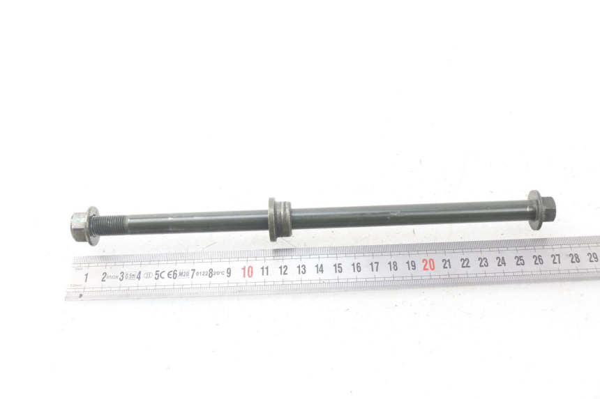 photo de FRONT WHEEL AXLE SYM JET 4 4T 50 (2018 - 2021)