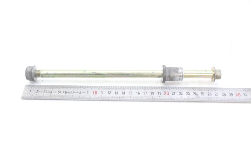 photo de FRONT WHEEL AXLE SYM JET EURO X 2T 50 (2003 - 2007)