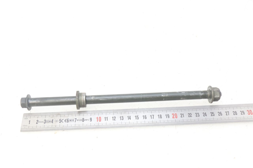 photo de FRONT WHEEL AXLE SYM ORBIT 2 2T 50 (2008 - 2018)