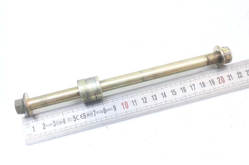 photo de FRONT WHEEL AXLE SYM XS 125 (2007 - 2016)