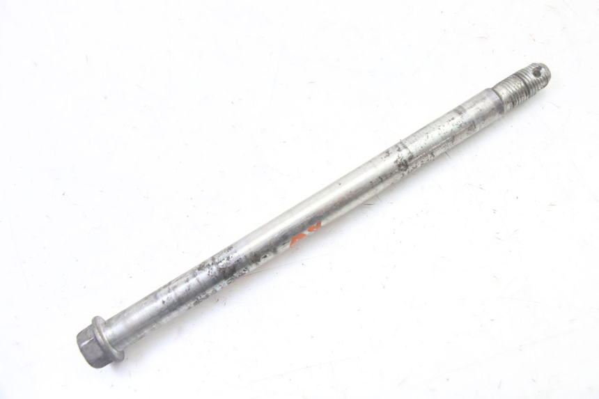 photo de FRONT WHEEL AXLE YAMAHA TDR DELTABOX 125 (1993 - 2003)