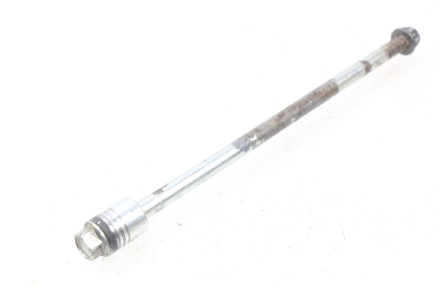 photo de FRONT WHEEL AXLE YAMAHA AEROX NAKED 2T 50 (2013 - 2017)