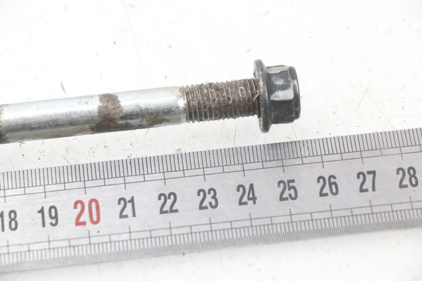 photo de FRONT WHEEL AXLE YAMAHA AEROX NAKED 2T 50 (2013 - 2017)