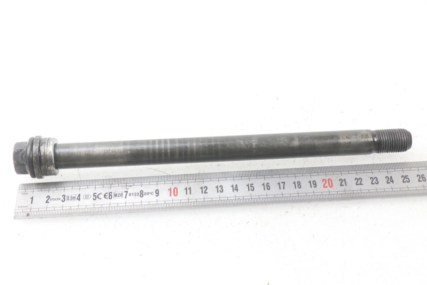 photo de FRONT WHEEL AXLE YAMAHA XJ600 XJ DIVERSION 600 (1992 - 1997)