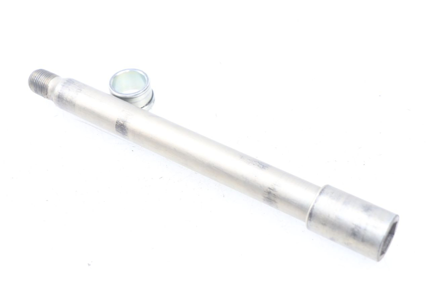 photo de FRONT WHEEL AXLE YAMAHA XP T-MAX TMAX 500 (2008 - 2012)