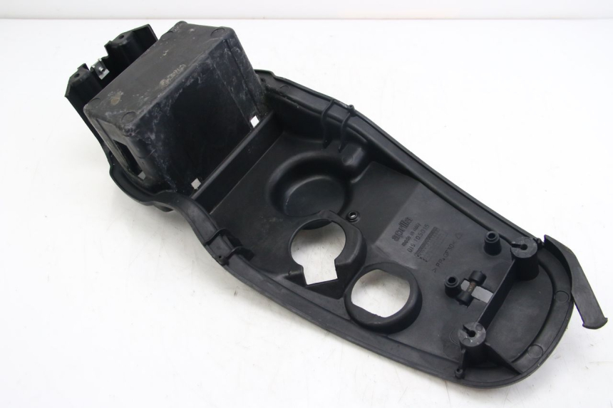 photo de BATTERY TRAY APRILIA SCARABEO 4T 50 (2009 - 2017)