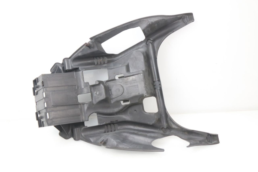 photo de BATTERY BOX SUZUKI BURGMAN 650 (2002 - 2004)