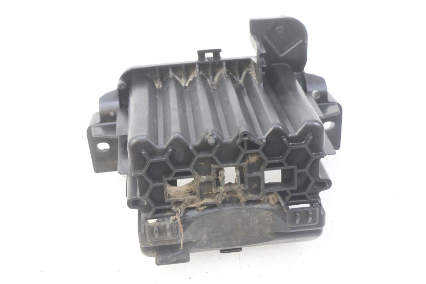 photo de BATTERY TRAY PEUGEOT CITYSTAR 125 (2011 - 2017)