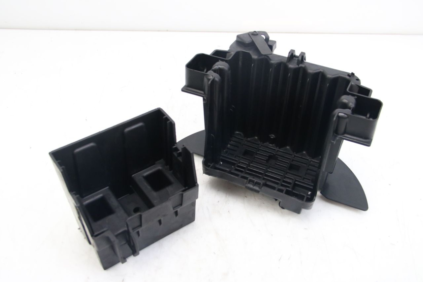 photo de BATTERY TRAY PEUGEOT CITYSTAR 50 (2013 - 2017)