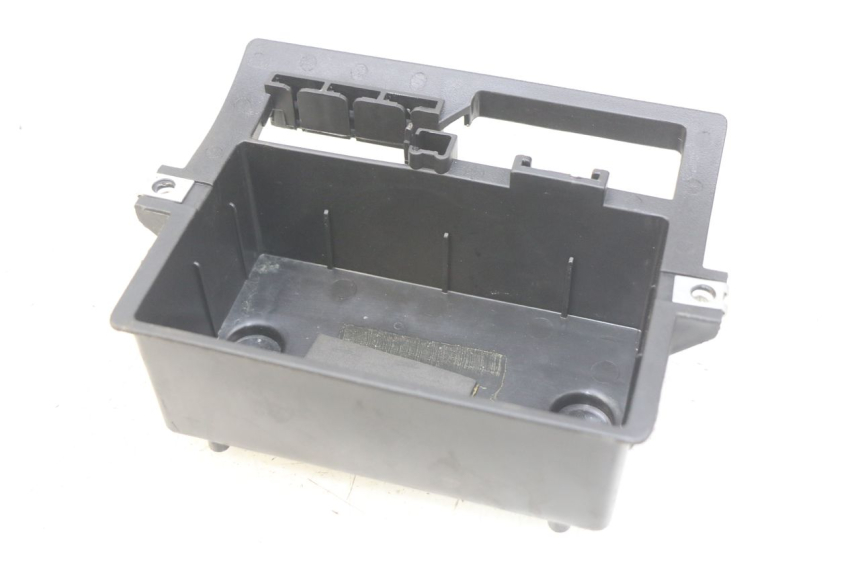 photo de BATTERY TRAY DAELIM S3 125 (2010 - 2017)