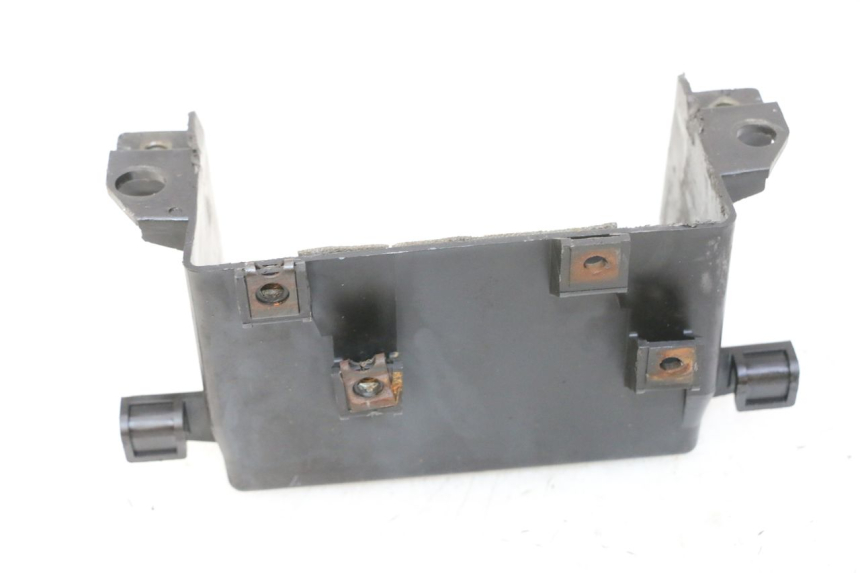 photo de BATTERY BOX YAMAHA FZ6 N FAZER 600 (2004 - 2006)