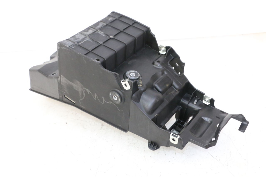 photo de BATTERY BOX BMW G310 R 310 (2016 - 2020)