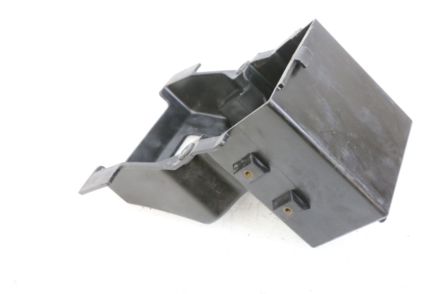 photo de BATTERY BOX KAWASAKI GPZ RX 1000 (1986 - 1988) - Technical close-up
