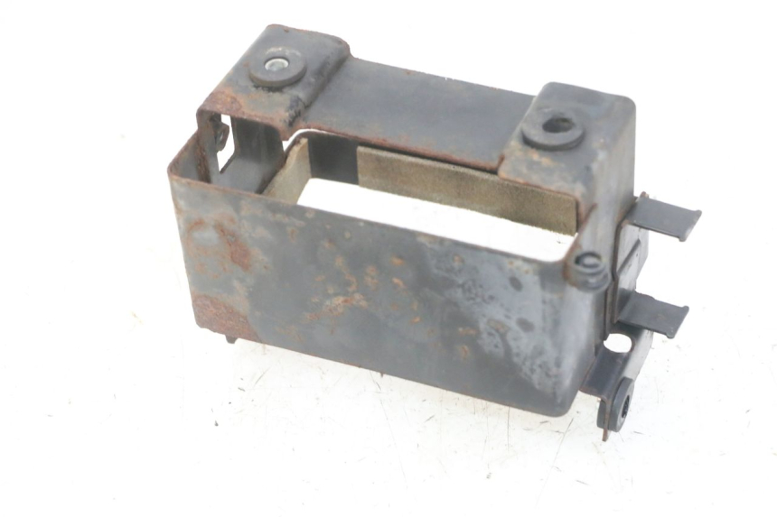 photo de BATTERY BOX SUZUKI GS GSE 500 (2001 - 2003)