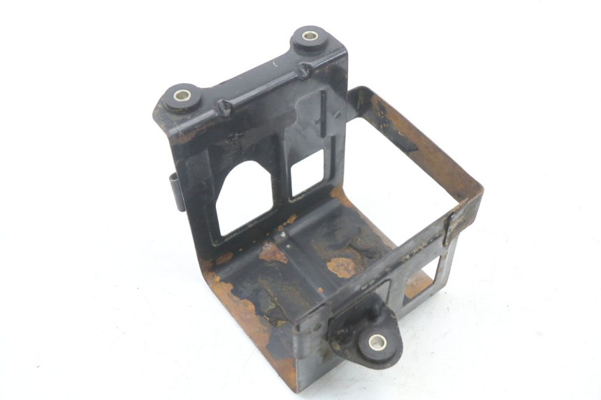 photo de BATTERY BOX SUZUKI GSX E 250 (1982 - 1983)