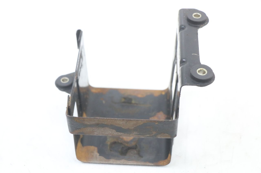 photo de BATTERY BOX SUZUKI GSX E 250 (1982 - 1983)