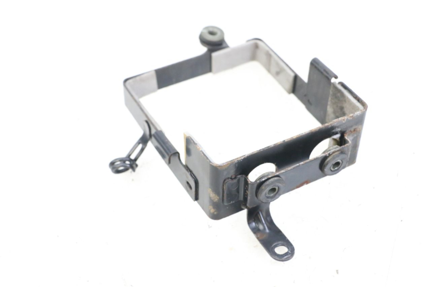 photo de BATTERY BOX SUZUKI GZ MARAUDER 125 (1998 - 2004)