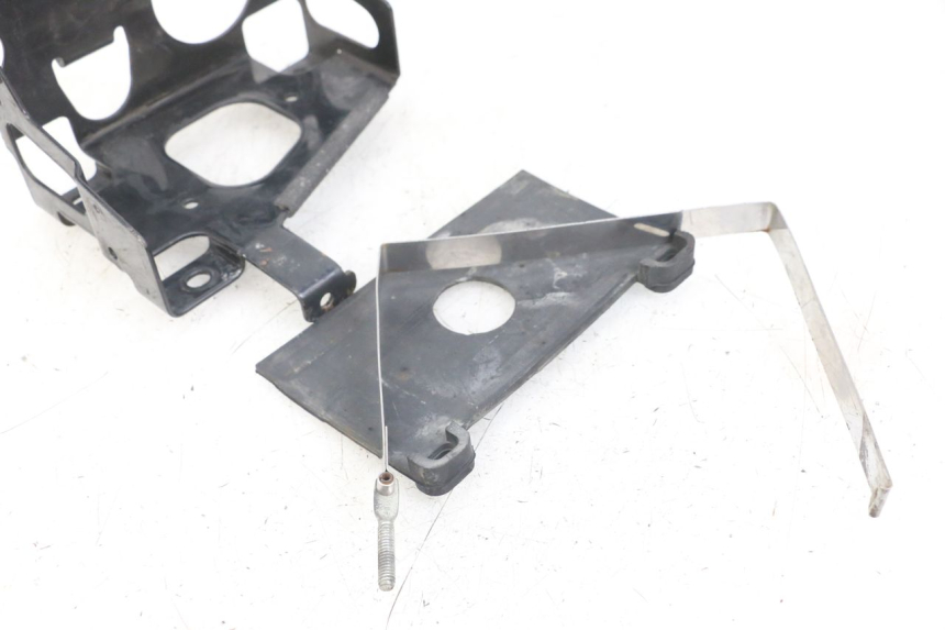 photo de BATTERY TRAY HARLEY DAVIDSON SPORTSTER XL CUSTOM 1200 (2003 - 2004)